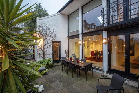 5 bedroom detached house for sale, Stories Mews, Camberwell, SE5