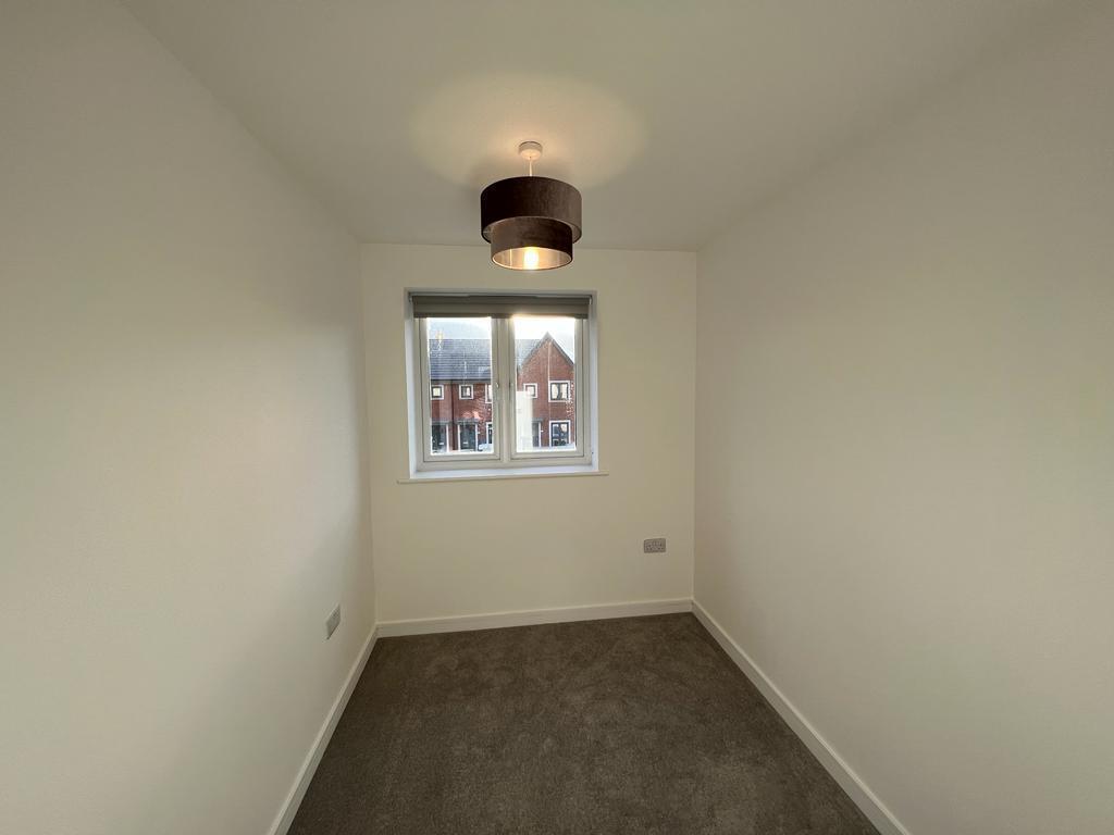 Andover 4 bed  (13).jpg