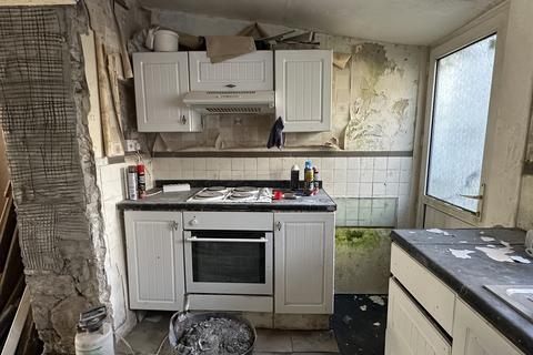 10 Gough Road, Ystalyfera, Swansea, SA9 2NB