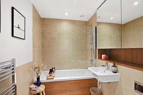 2 bedroom apartment to rent, Chichester Lodge, Peartree Way, Greenwich, London, SE10