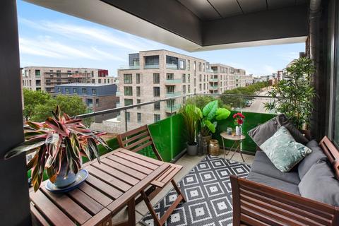 2 bedroom apartment to rent, Chichester Lodge, Peartree Way, Greenwich, London, SE10
