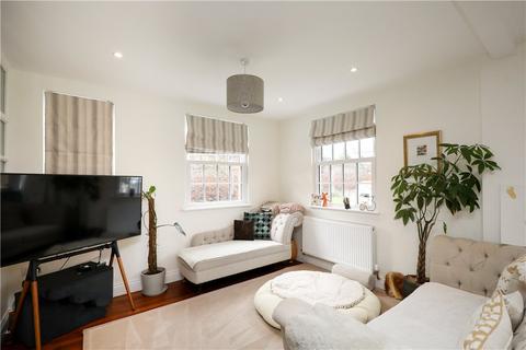 3 bedroom end of terrace house to rent, Old House Close, Wimbledon Village, SW19