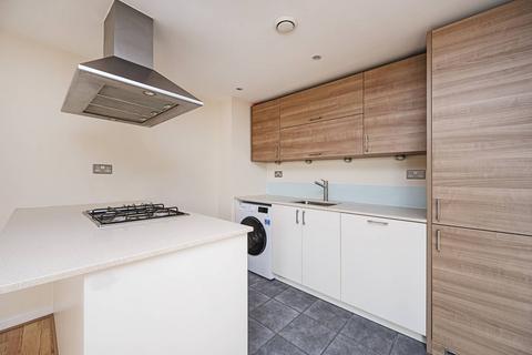 2 bedroom flat to rent, Buckingham Road, Leyton, London, E10