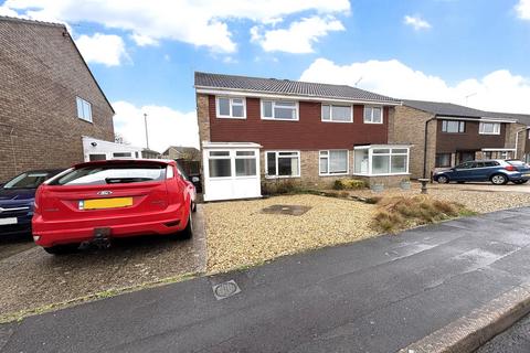 3 bedroom semi-detached house to rent, Weymouth