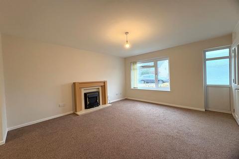 3 bedroom semi-detached house to rent, Weymouth