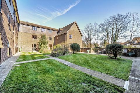 1 bedroom flat for sale, Pond Cottage Lane, West Wickham