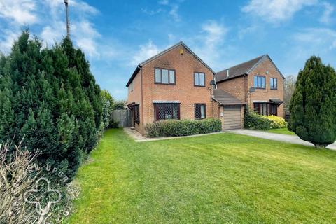 4 bedroom property for sale, Denby Dale Road East, Durkar, WF4