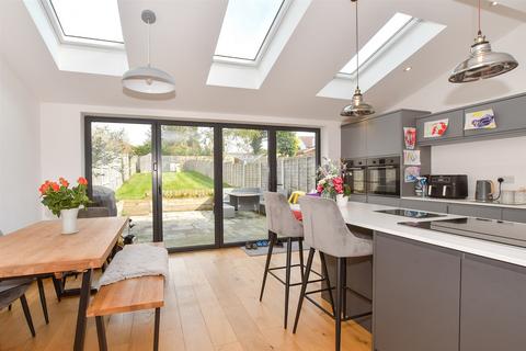 3 bedroom terraced house for sale, Norwood Road, Effingham, Surrey