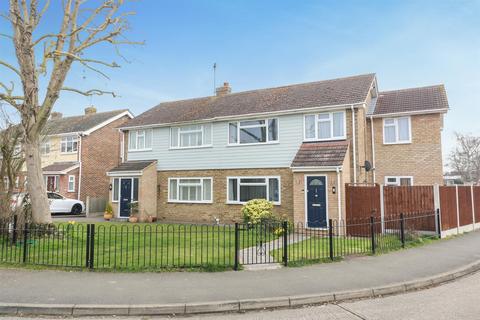 4 bedroom semi-detached house for sale, Fitzwalter Road, Boreham