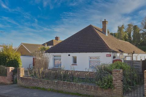 3 bedroom bungalow for sale, Bradstow Way, Broadstairs, CT10