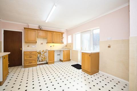 3 bedroom bungalow for sale, Bradstow Way, Broadstairs, CT10