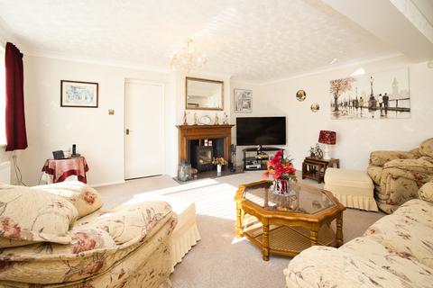 40 High Street, Manston, Ramsgate, CT12 5BQ