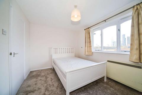 1 bedroom flat to rent, Telegraph Place, Docklands, London