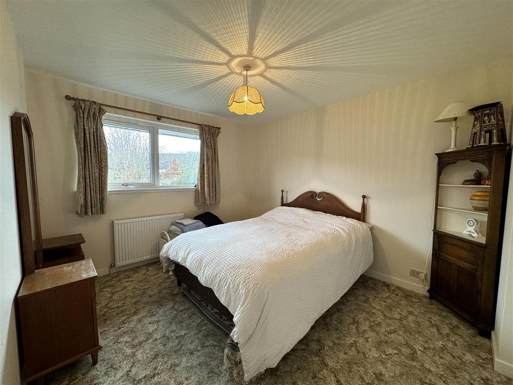 Bedroom 2.jpg