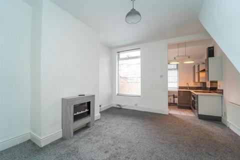 2 bedroom terraced house for sale, Horton Road, Fallowfield