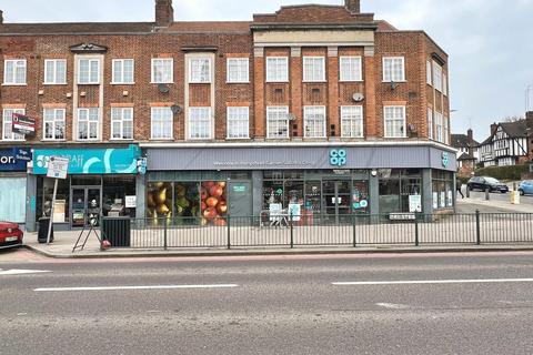 2 bedroom flat to rent, Falloden Way, Hampstead Garden Suburb, NW11