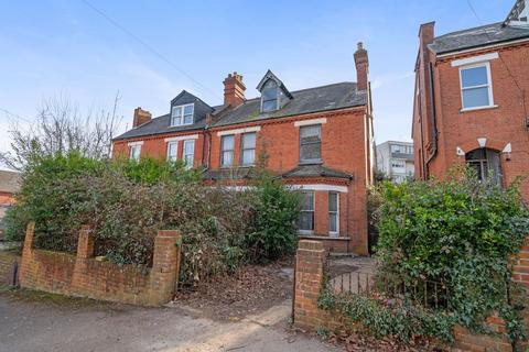 8 bedroom house for sale, Panmure Road, London