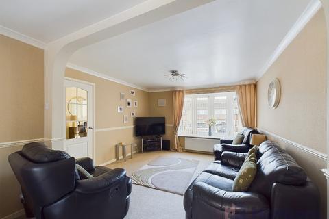 3 bedroom semi-detached house for sale, Coombe Drive, Sittingbourne, Kent, ME10 3