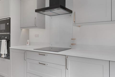 26 Arlescote Road, Solihull, B92 9HX