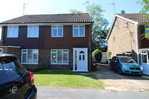 3 bedroom semi-detached house to rent, Valebridge Drive, Burgess Hill, RH15