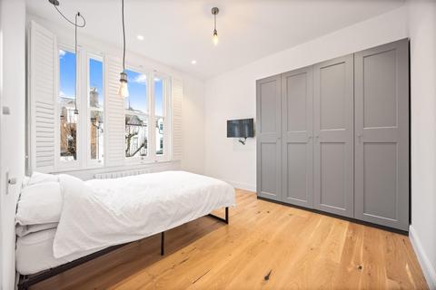 3 bedroom flat to rent, South Hill Park, Hampstead NW3