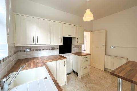 2 bedroom apartment for sale, Ovington Grove, Fenham, NE5