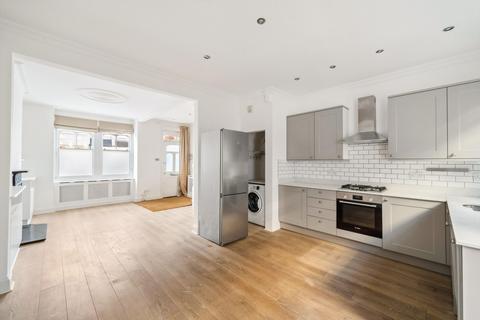 3 bedroom terraced house to rent, Galloway Road, London, W12