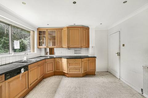 5 bedroom detached house for sale, Bowling Green Close, London, SW15