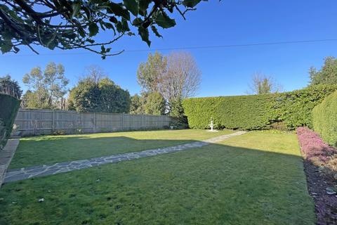 undefined, Banstead Road, Banstead, SM7