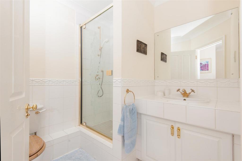 Bedroom Five Ensuite