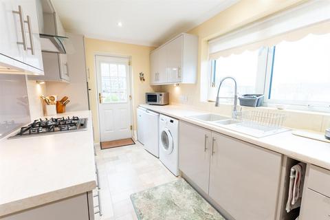 7 Cedar Close, Chard, TA20 1DB