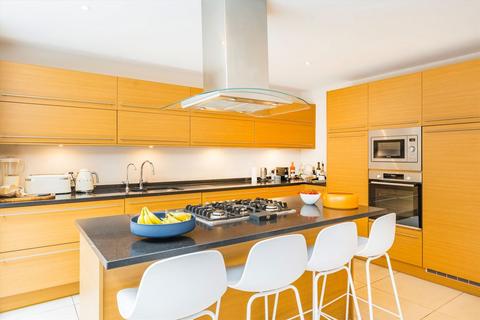 5 bedroom house to rent, Cottenham Park Road, West Wimbledon