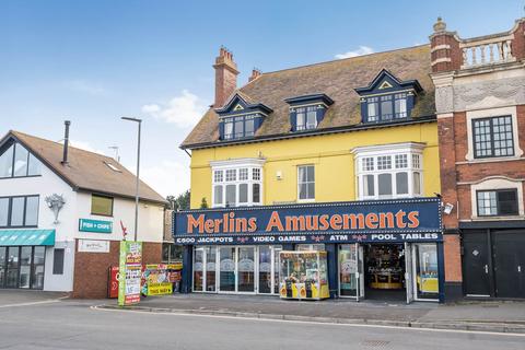 Mixed use for sale, Minehead - Residential Dwelling and Profitable Business