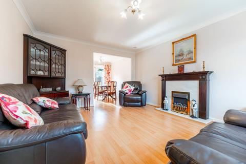 3 bedroom end of terrace house for sale, Burncrooks Avenue, Bearsden, G61