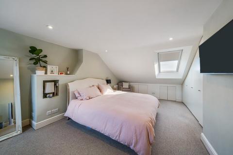41 Durham Road, London, W5 4JR