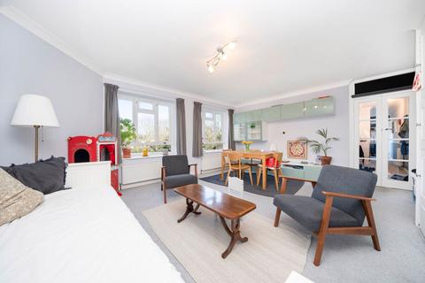 2 bedroom apartment for sale, Mapesbury Road,London,NW2 4JA