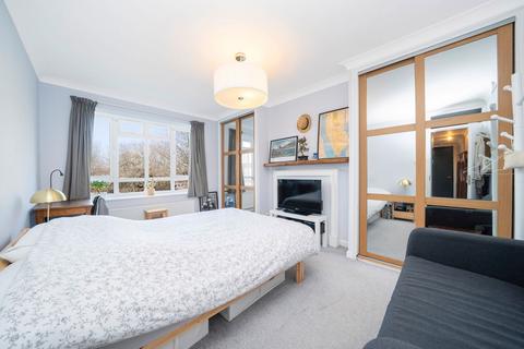 2 bedroom apartment for sale, Mapesbury Road,London,NW2 4JA