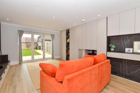 4 bedroom detached house for sale, Bartlets Lane, Chimlington Green, Ashford, Kent