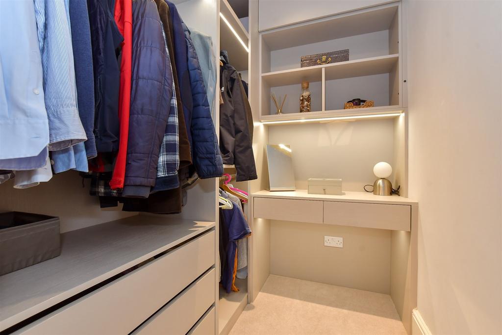 Internal Feature
