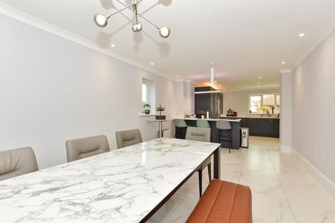 5 Bartlets Lane, Chilmington Green, Ashford, TN23 8AB