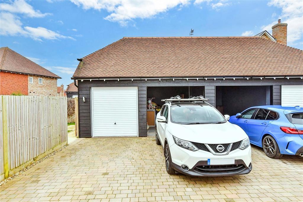 Garage/Driveway.