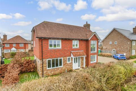 4 bedroom detached house for sale, Bartlets Lane, Ashford TN23