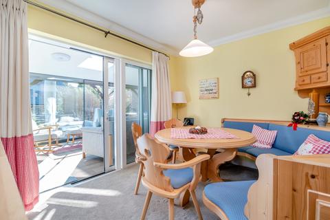 27 Burrium Gate, Usk, NP15 1TN