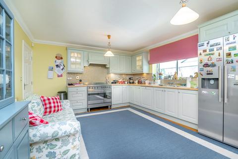 27 Burrium Gate, Usk, NP15 1TN