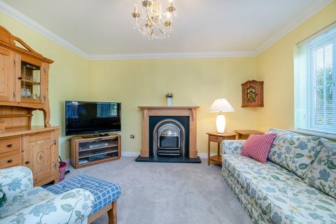 27 Burrium Gate, Usk, NP15 1TN