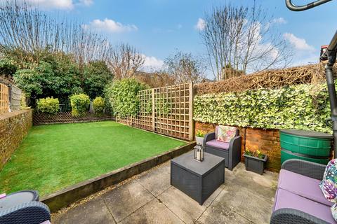 2 bedroom terraced house for sale, Upper Brook Street, Winchester, Hampshire, SO23