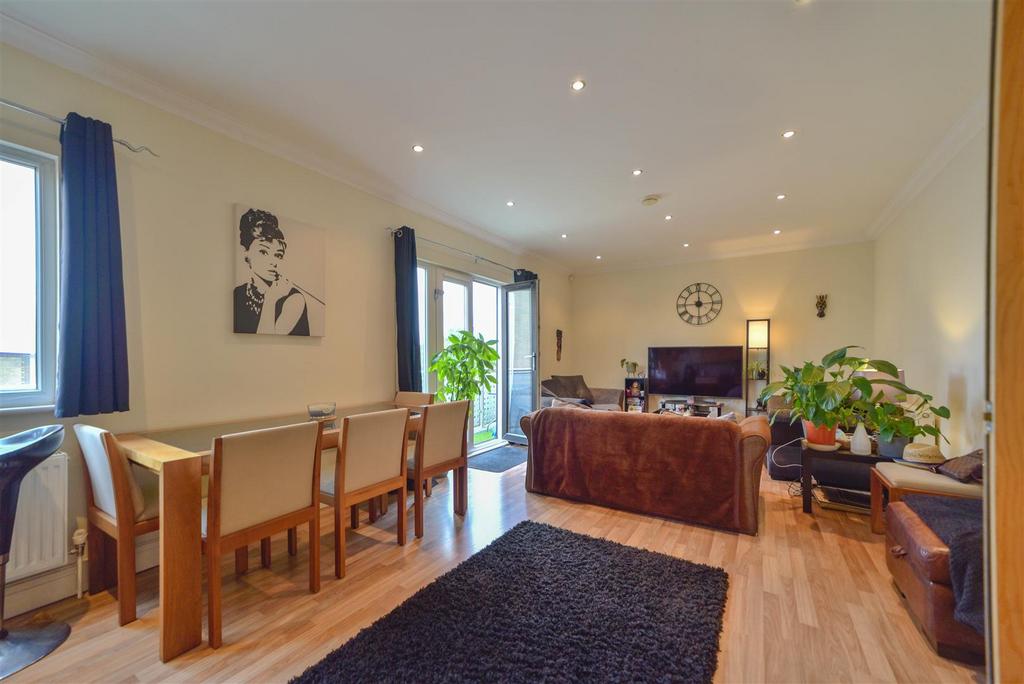 Lounge/kitchen/diner