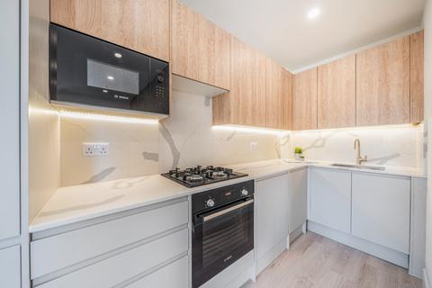 2 bedroom apartment for sale, Glenville Grove, London, SE8