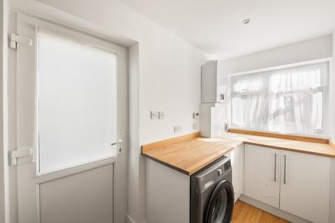 2 bedroom house for sale, St Margarets Road, Hanwell, W7