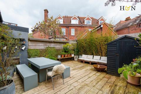 5 Caburn Road, Hove, BN3 6EF